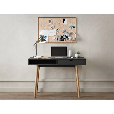 Table Scandi 1